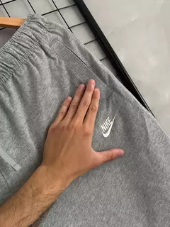 Shorts Nike Club - Cinza na internet