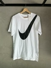 Camisa Nike - BIG SWOOSH 2023