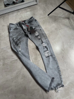 Caça Jeans Jogador - Cinza com Rasgos (2419385) - comprar online