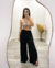 Calça Pantalona Com Fenda Preta