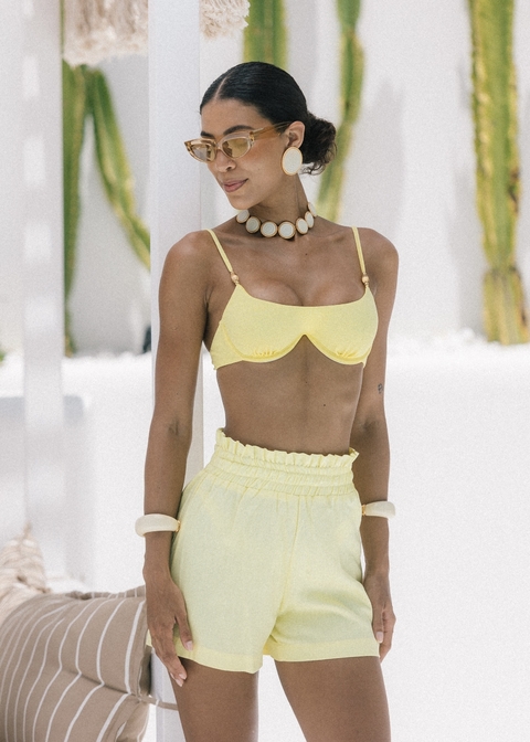 Saída Short Amanda Amarelo Linho
