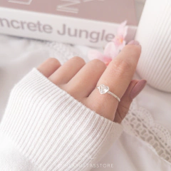 Anel Solitário Coração Zircônia