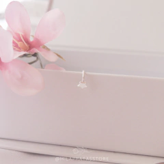 Piercing Bolinha e Estrela