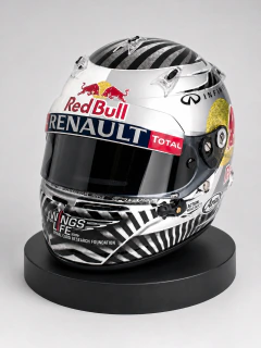 Casco F1 Sebastian Vettel Brasil 2012 Escala: 1:1