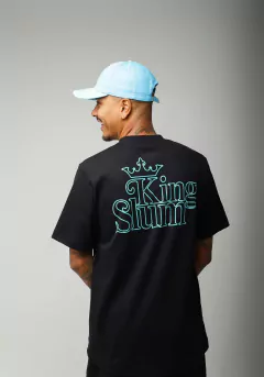 Conjunto Oversized Preto com azul na internet