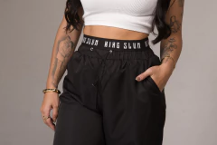 CALÇA ELÁSTICO PRETA na internet