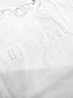 Imagem do BLUSA SLIM glichê BRANCA