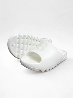 Chinelo Nuvem KS Branco na internet