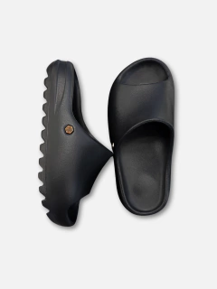 Chinelo Nuvem Preto - loja online