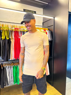 BLUSA SLIM BASICA PREMIUM BEGE - comprar online