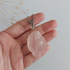Colar Difusor Pessoal de Pedra Natural Bruta - Quartzo Rosa na internet
