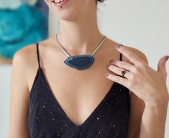 Colar Chapa de Ágata Natural Azul - Tingida 04 - comprar online