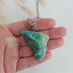 Colar de Pedra Amazonita Natural Bruta - Calma, Amor e Equilíbrio - comprar online