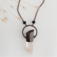 Colar Difusor Pessoal Aura de Cristal Bruto