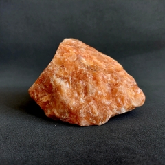 Calcita Laranja Bruta G - Alegria, Energização e Destemor