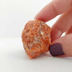 Calcita Laranja Bruta (Orquídea) - Alegria, Energização e Destemor - comprar online