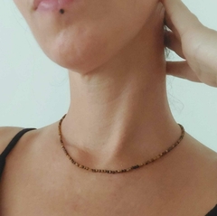Colar Choker Olho de Tigre 2mm - comprar online