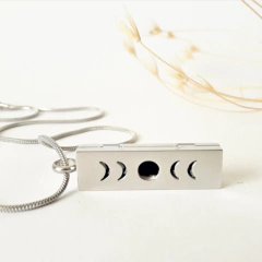 Colar Difusor Pessoal Inox Lua