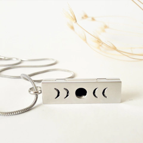 Colar Difusor Pessoal Inox Lua