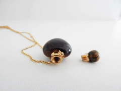 Colar Perfumeiro Dourado de Pedra Natural - Olho de Tigre -DEFEITO - comprar online