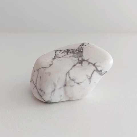 Howlita Rolada M - Espiritualidade, Purificação e Positividade - comprar online