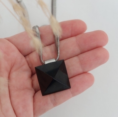 Colar Pirâmide de Pedra Obsidiana - Proteção e Expansão - comprar online