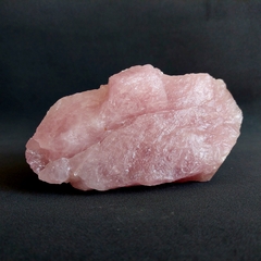 Quartzo Rosa Bruto G - Amor, Paz e Cura Emocional - Terapias da Lua - Cristais Naturais | Acessórios Energéticos | Ervas e Aromas