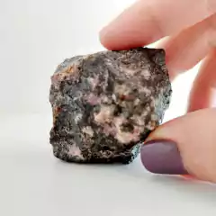 Rodonita Bruta - Amor, Fraternidade e Cura Emocional - comprar online