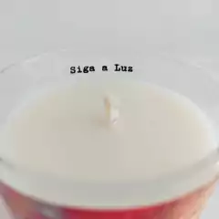 Vela Aromática Espírito Livre - Aroma Floral Amadeirado - comprar online
