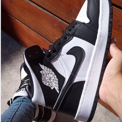 Botita Jordan Negro/Blanca