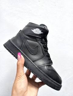 Botita Jordan Negro en internet