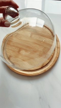 Campana de vidrio base bamboo en internet