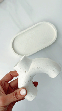 FLORERO MEDIA DONA CREMA
