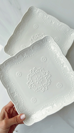 BANDEJA DE PORCELANA CUADRADA 001