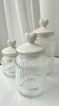 FRASCOs x 3 DE VIDRIO TAPA CORAZON CERAMICA