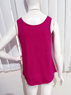 Blusa Skull Hands Pink na internet