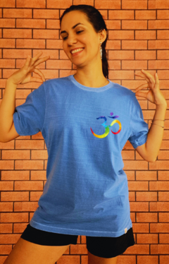 Camiseta Unissex OM em algodão orgânico Azul - comprar online