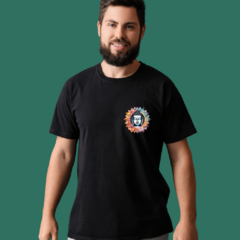 Camiseta Unissex BUDA no peito em algodão orgânico Preta na internet