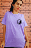 Camiseta Unissex Yin Yang em algodão orgânico Lavanda - comprar online