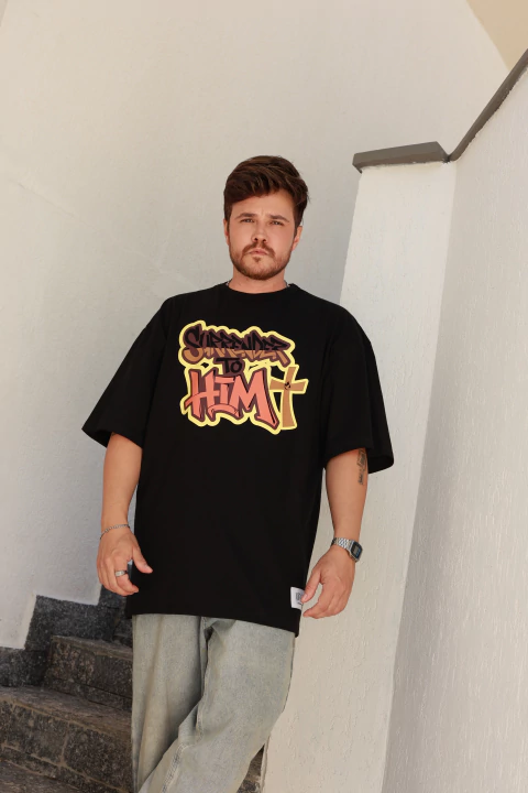 Oversized Masculina Surrender To Him Moda Cristã - comprar online