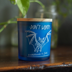 VELA AROMÁTICA AZUL / DON'T WORRY - comprar online