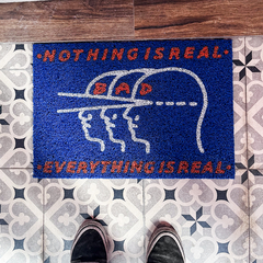 CAPACHO / NOTHING IS REAL - comprar online