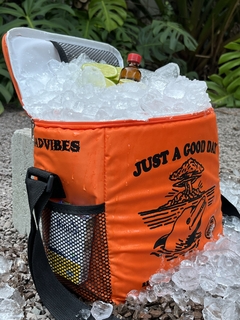 BOLSA TERMICA / JUST A GOOD DAY - comprar online