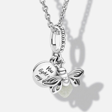 COLAR VAGALUME BRILHA NO ESCURO COLAR LINDO LUMINOSO - comprar online