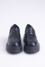 Mocassim com textura e verniz - comprar online