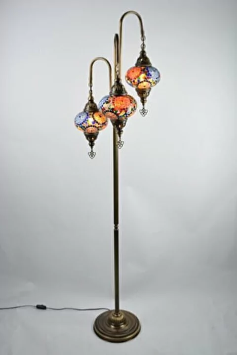 ABAJUR DE MOSAICO GRANDE TAMANHO FANTASTICO TURCO PARA ANDAR