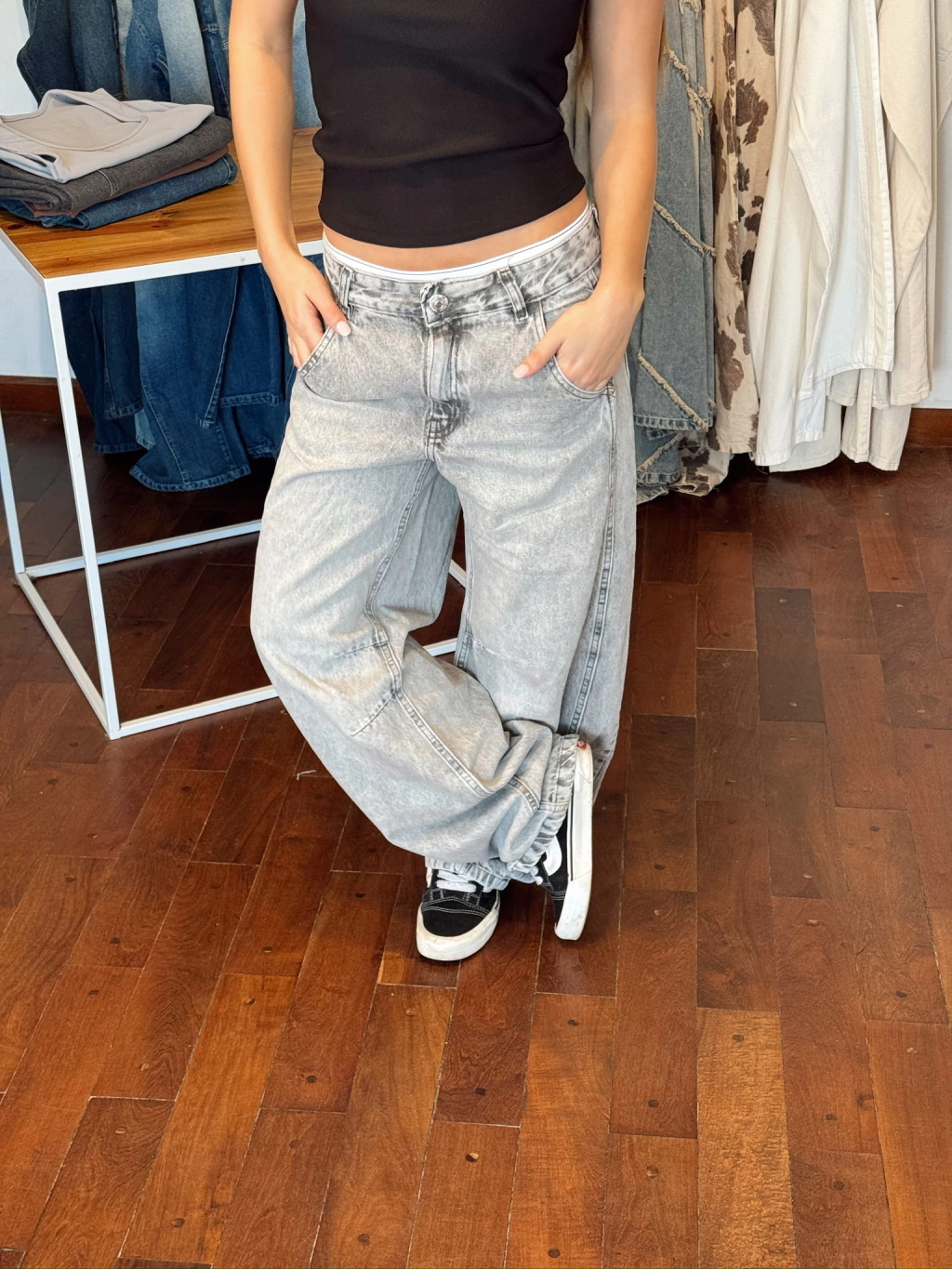 baggy megan grey