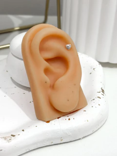 Piercing haste coração cravejado zircônia - comprar online