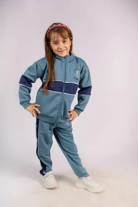 Campera Deportiva. Jardín. Colegio Inmaculada Concepción