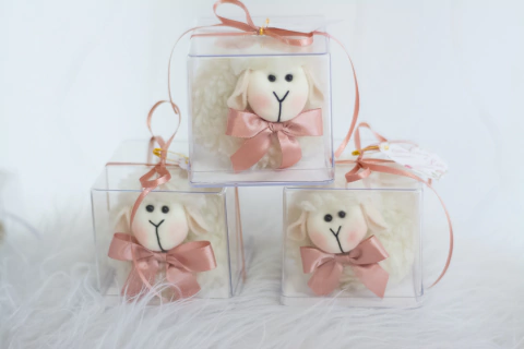 Ovelhinhas Sachet Com Caixa Acrilica